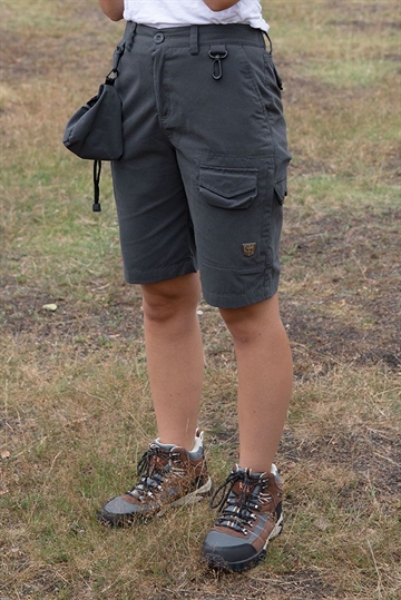 Shorts fra Goodboy til damer - KUN str. 40 og str. 42